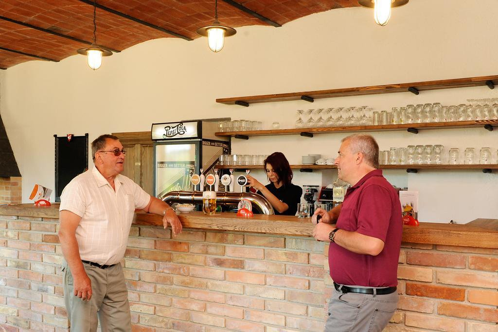 Ranc Milovice Ξενοδοχείο Milovice  Εξωτερικό φωτογραφία